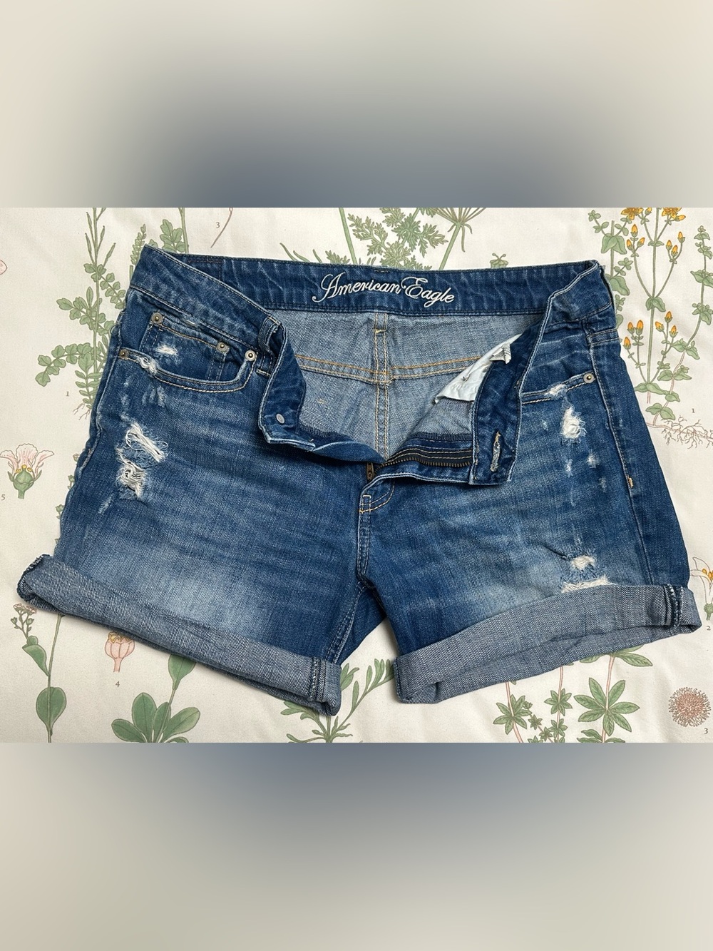 American Eagle Outfitters Medium Blue Denim Cuffed Shorts